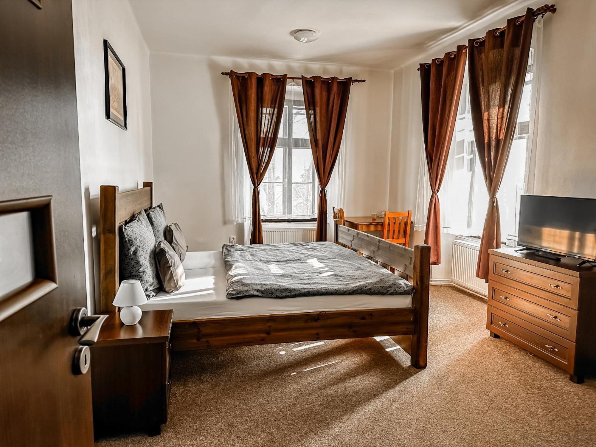 Hotel Stara Posta Telnice Zewnętrze zdjęcie